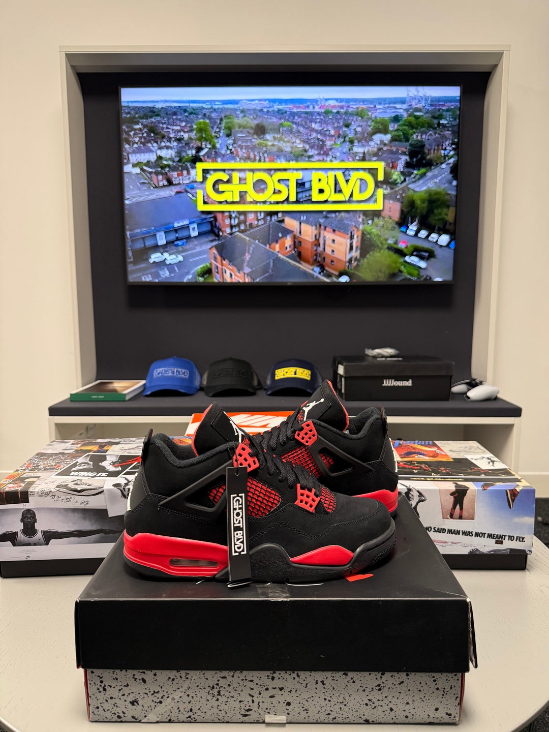 Air Jordan 4 Red Thunder