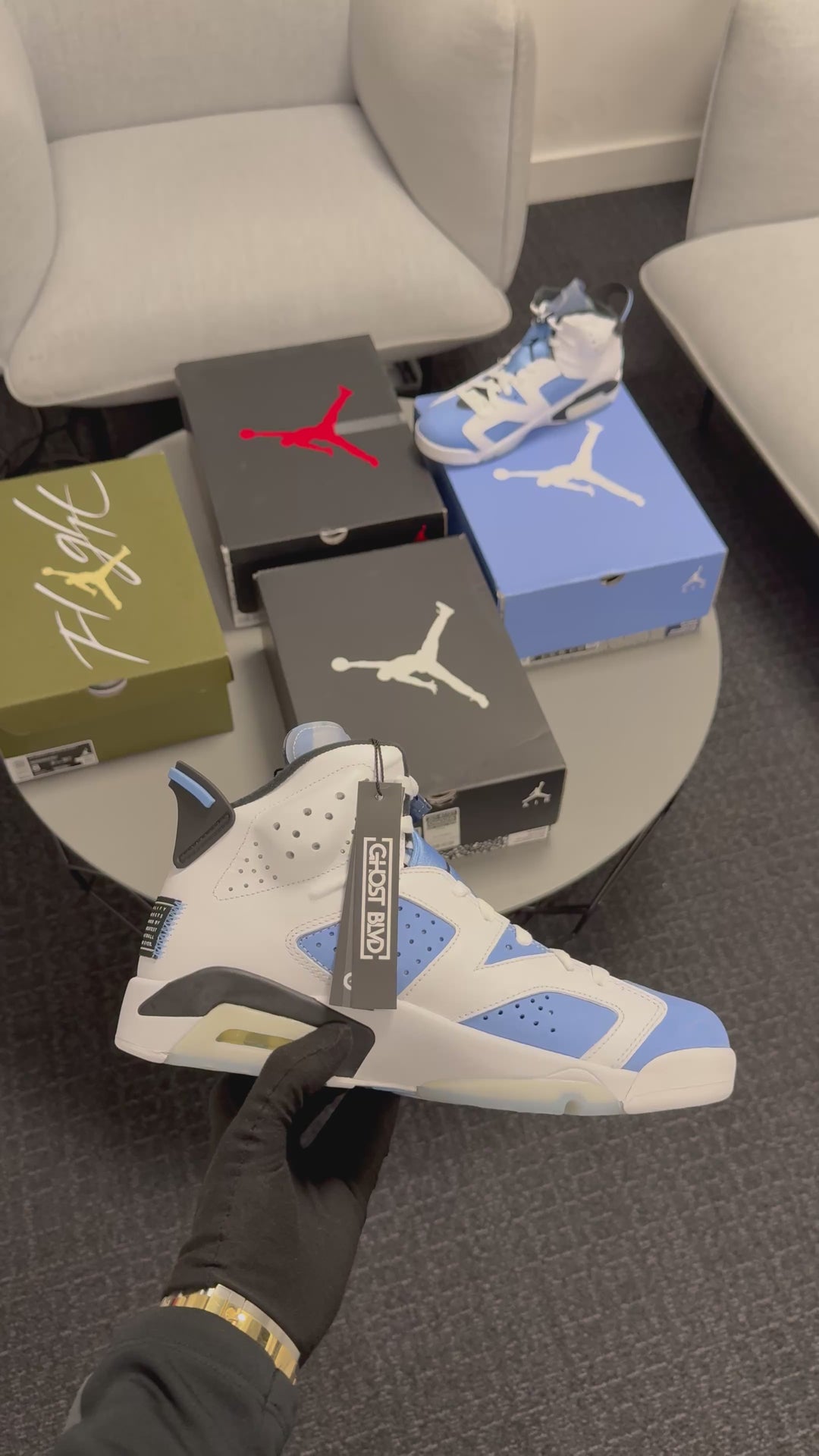 Air Jordan 6 University Blue UNC