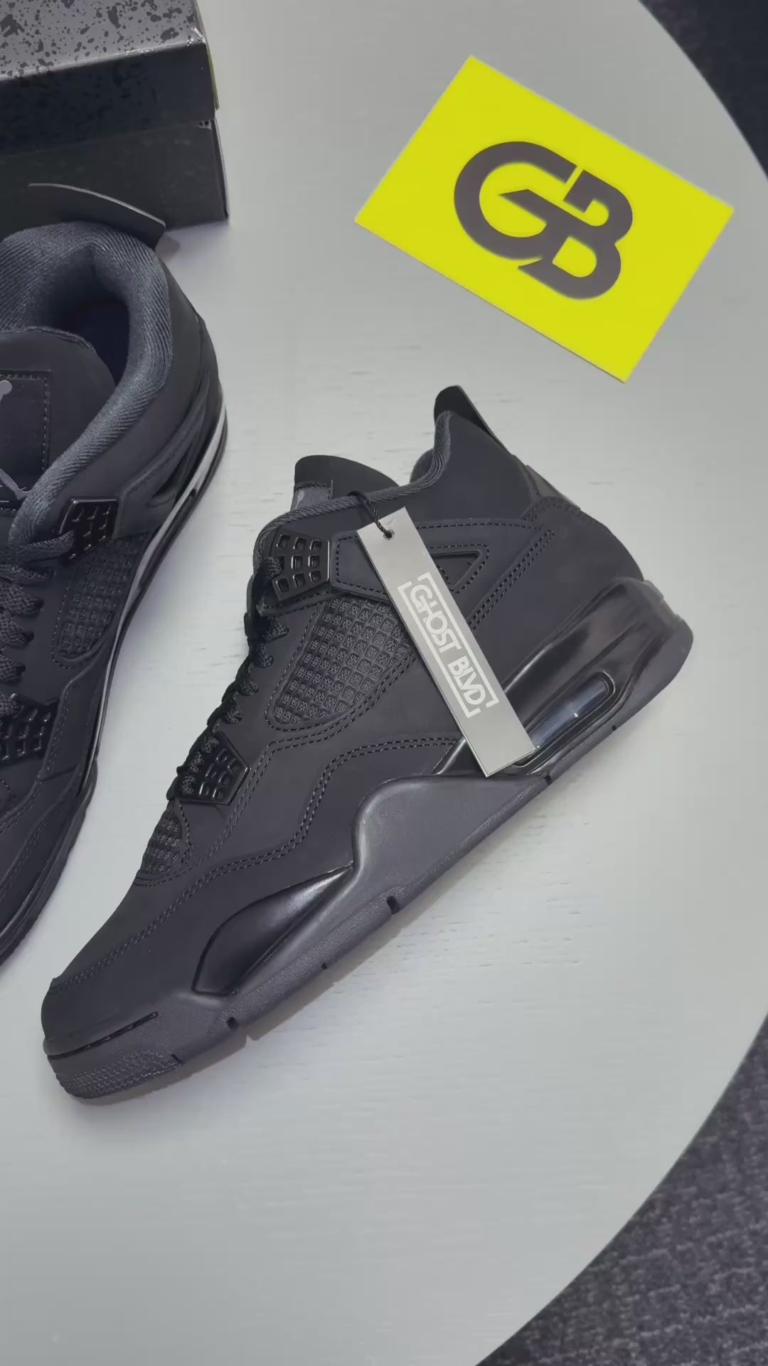 Air Jordan 4 Black Cat